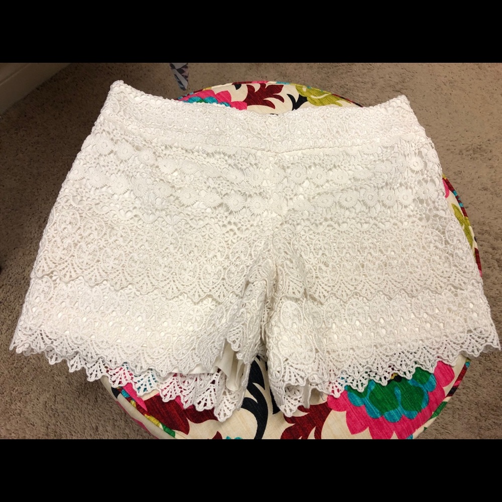 Loft - Riviera Crochet Shorts - Cream Size 8P